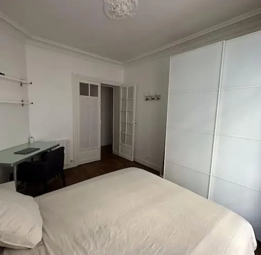 Charmant Parisien Appartement *